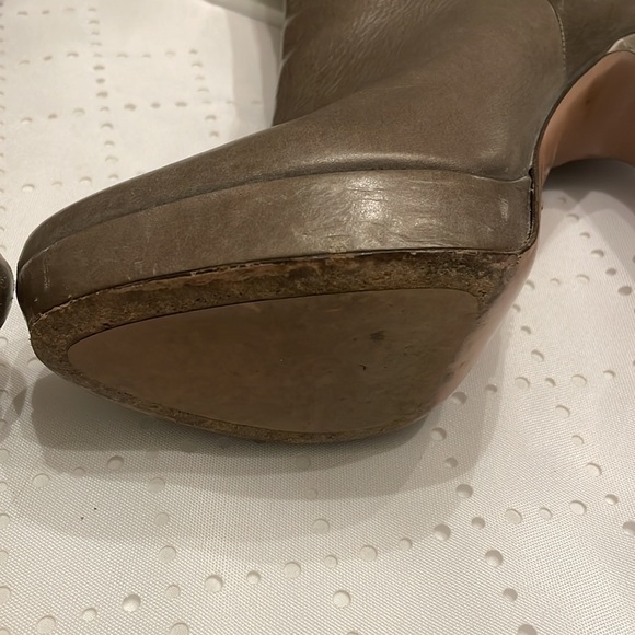 Prada knee high platform boots olive color - Picture 11 of 12